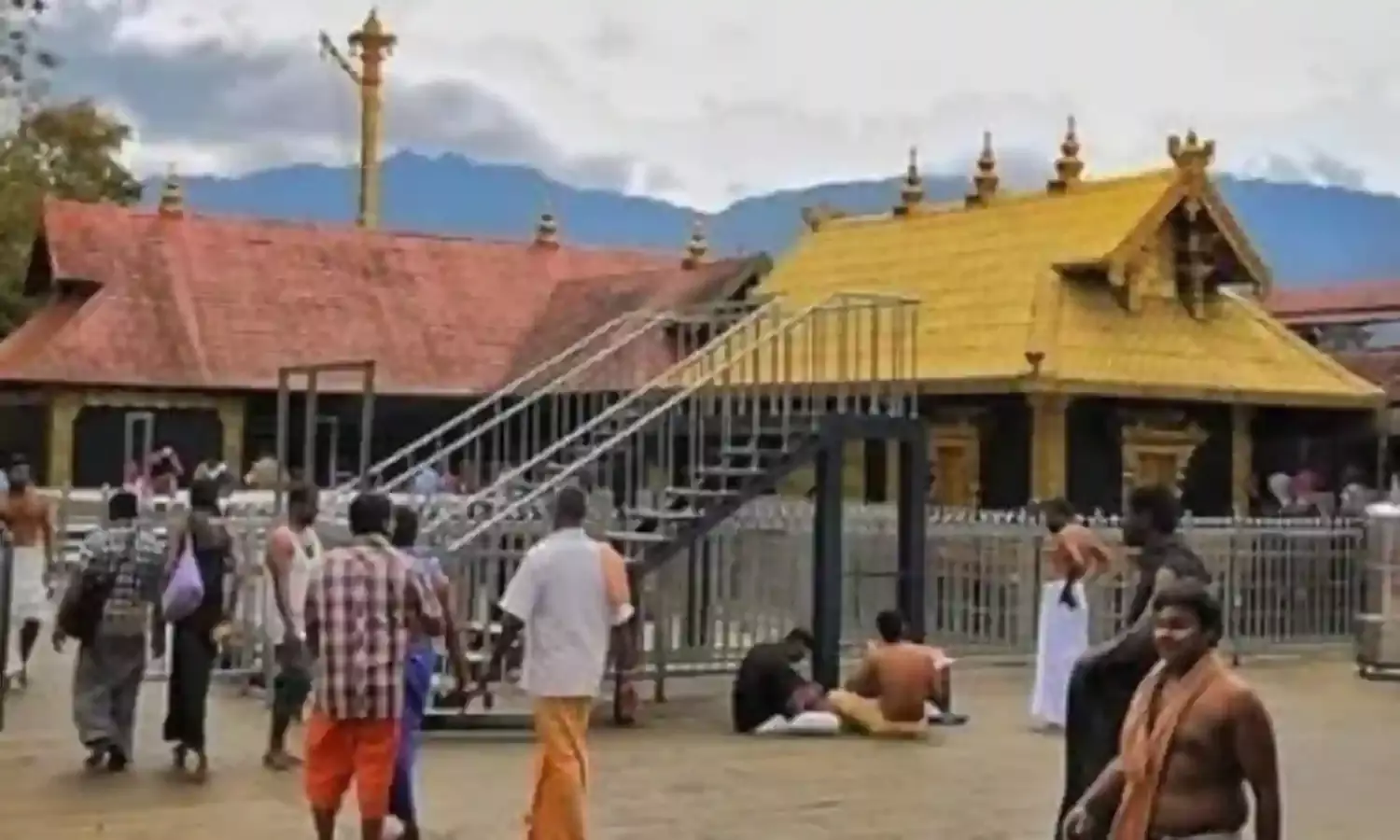 तृप्ति देसाई मसले ने सबरीमाला विवाद और जटिल बनाया