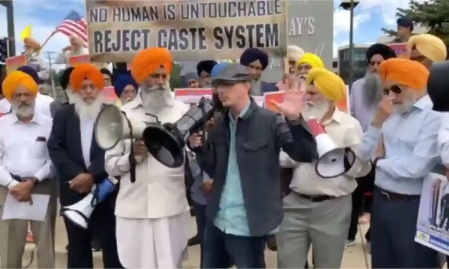 World Hindu Congress: Protests against the Ku Klux Klan of India