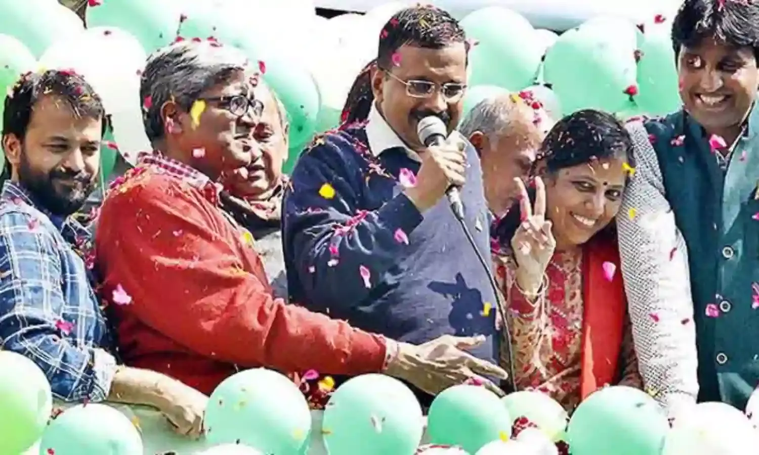 AAP: Why A Beacon for Political Renewal Is Now Jaded AAP: Why A Beacon for Political Renewal Is Now Jaded