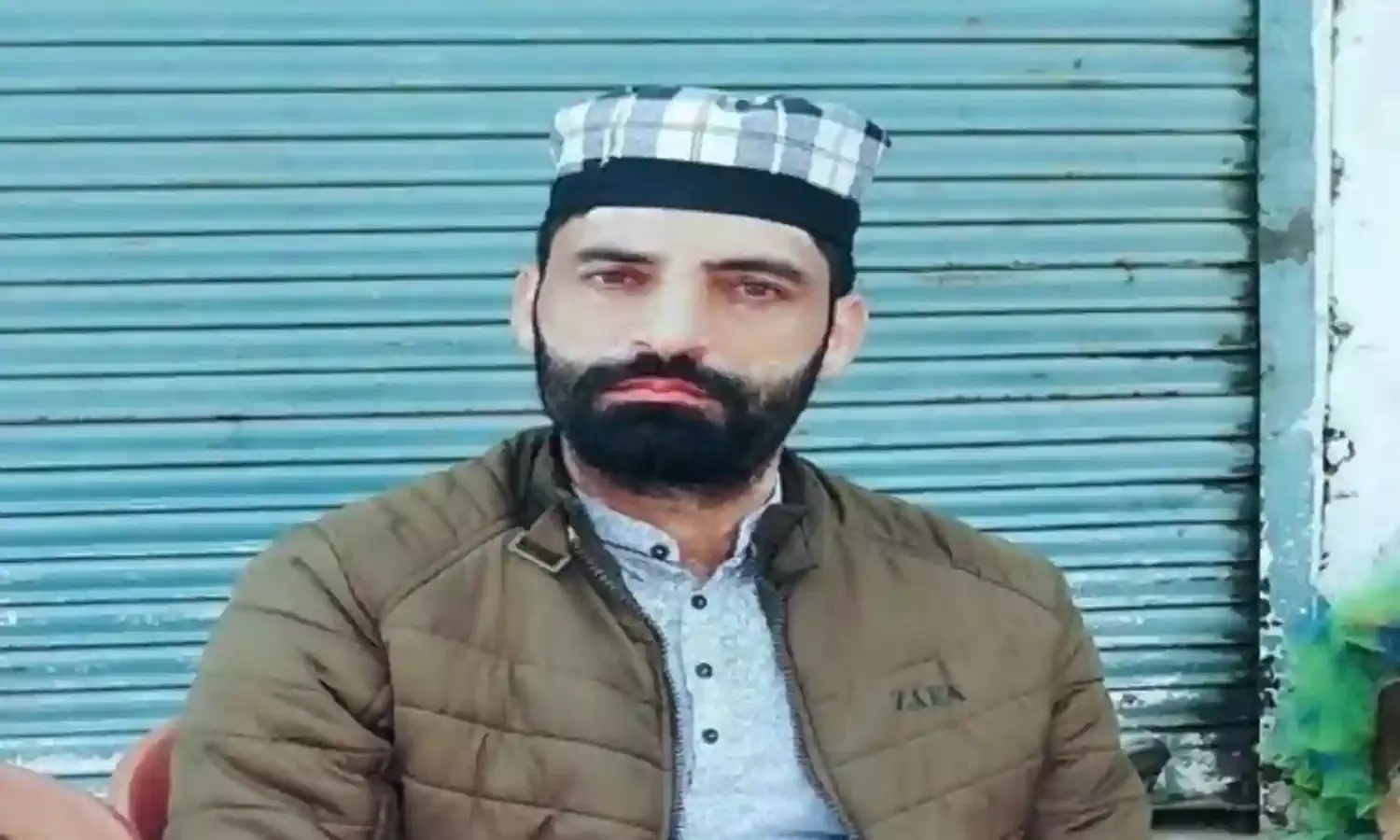 कश्मीर में भाजपा कार्यकर्ता और एक पुलिसकर्मी की हत्या