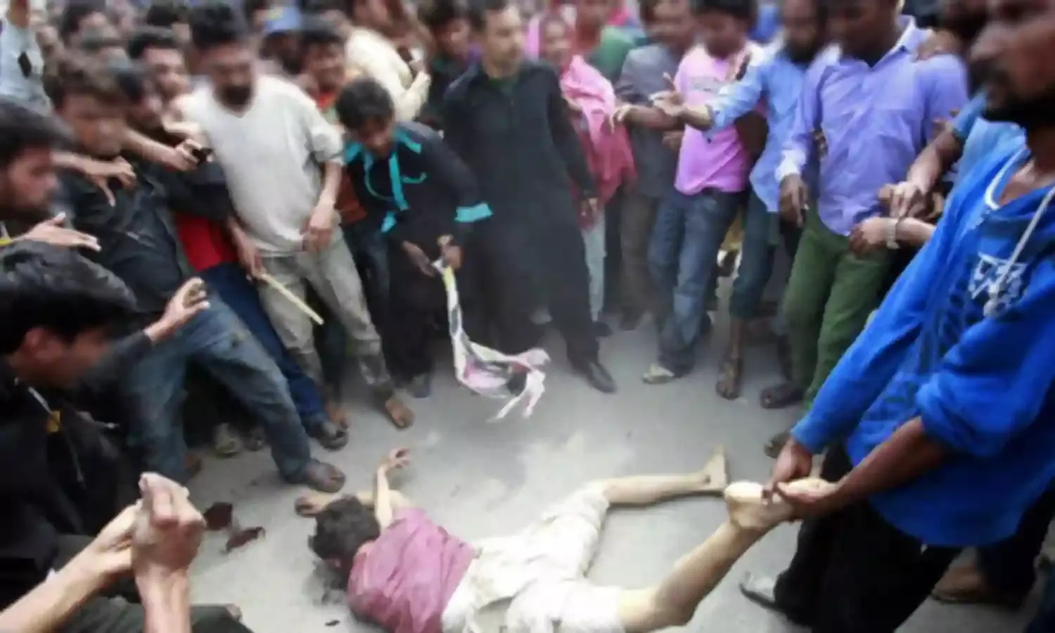 Four Adivasis Attacked by Cow Mob, One Killed