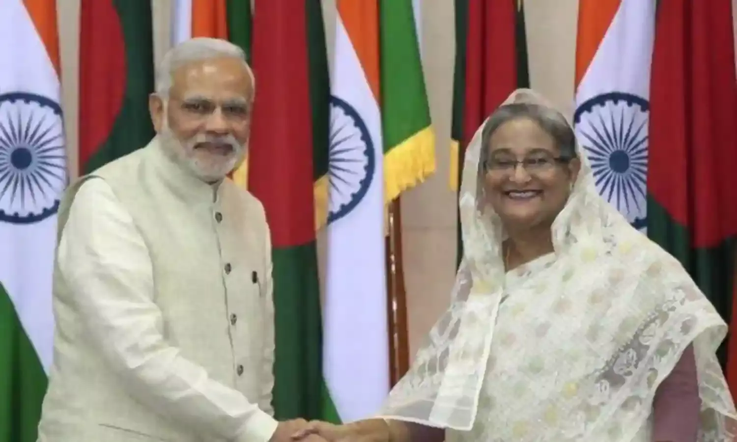 भाजपा ने अपने शासनकाल में एक भी बांग्लोदशी को नहीं निकाला ,‘बांग्लादेशी मुद्दे’ को जिंदा रखा भाजपा ने अपने शासनकाल में एक भी बांग्लोदशी को नहीं निकाला ,‘बांग्लादेशी मुद्दे’ को जिंदा रखा