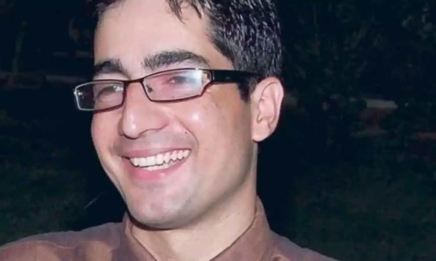 IAS  Officer Faesal Targeted By MHA For Innocuous Tweet: Prepared to Lose My Job
