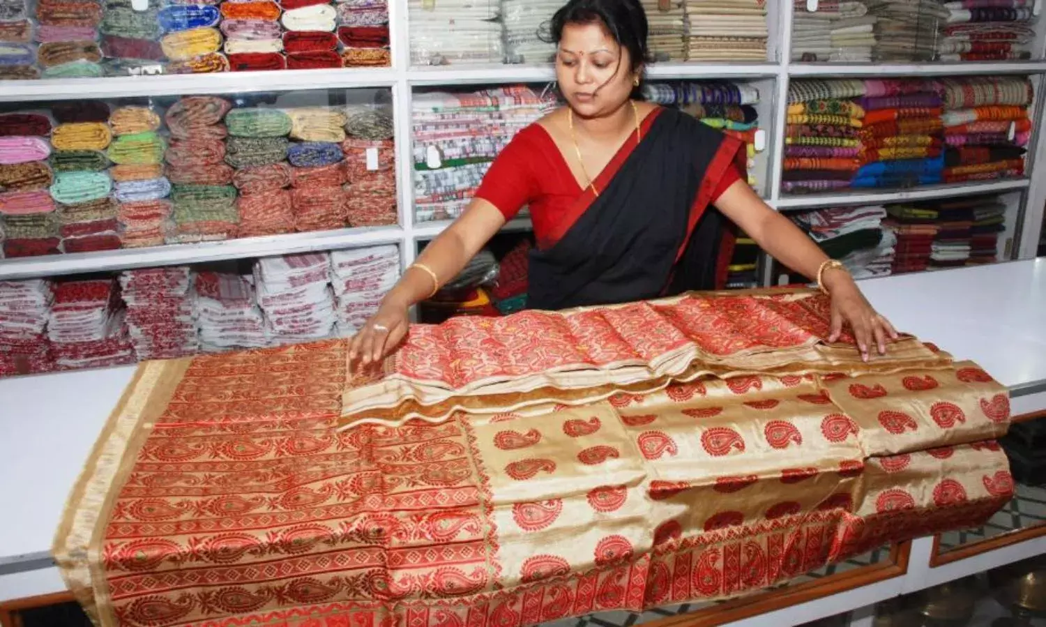 Muga: Golden Threads Running Through Culture and Time Muga: Golden Threads Running Through Culture and Time