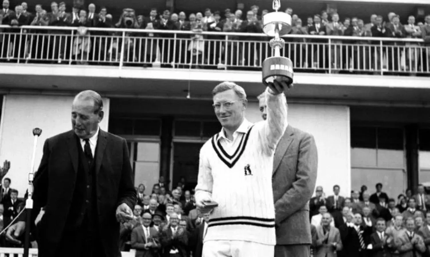 When England’s Ten Man Team Proved a Match for India When England’s Ten Man Team Proved a Match for India