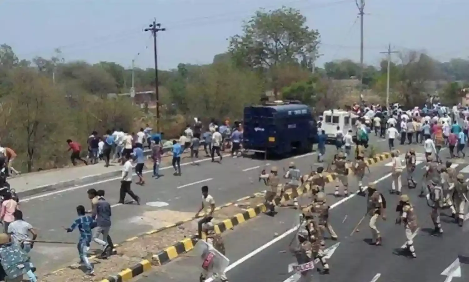 मन्दसौर गोलीकांड के पक्ष वाली जैन आयोग की रिपोर्ट का विरोध