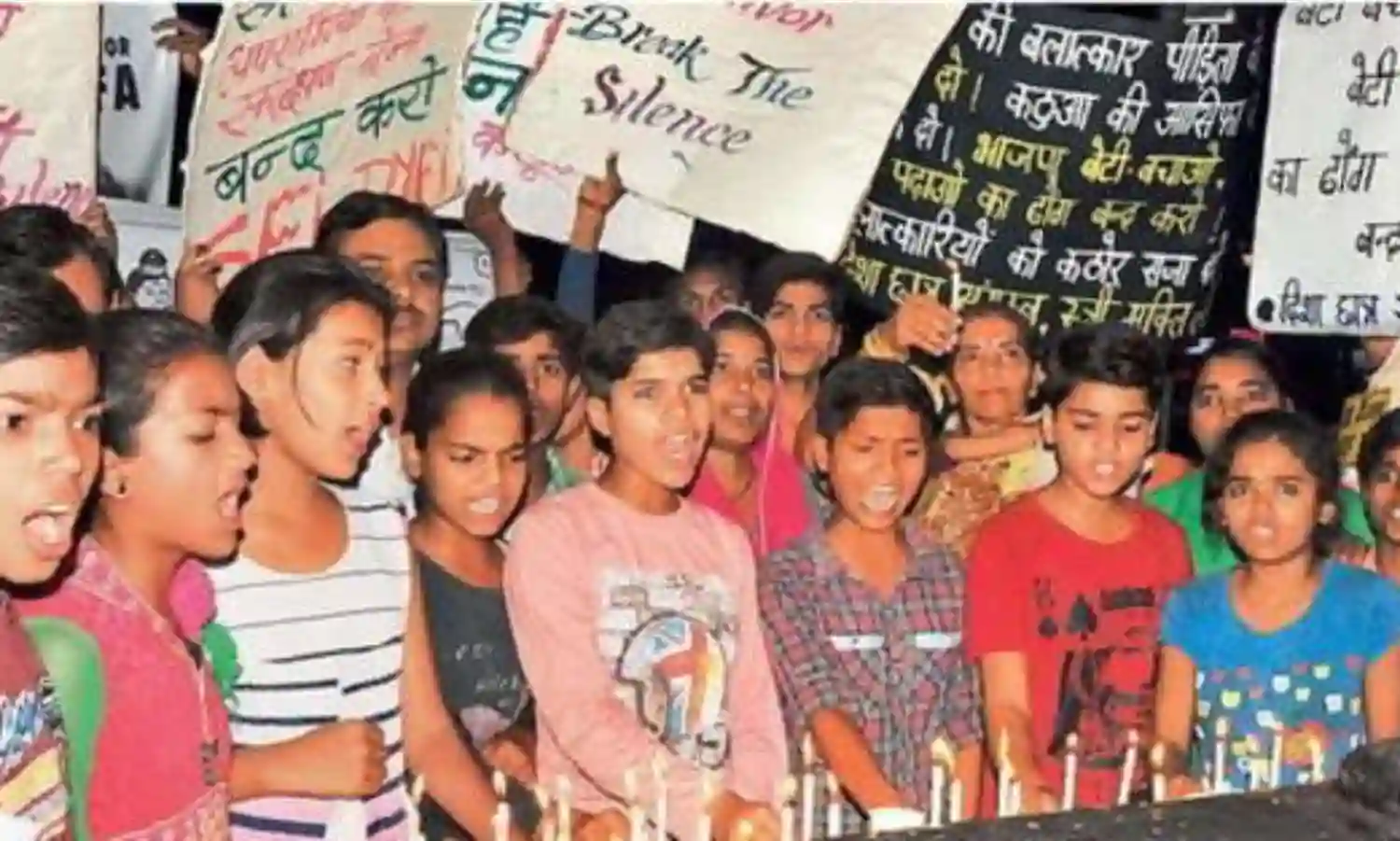 न्याय से बेजार गुजरात के बच्चे !