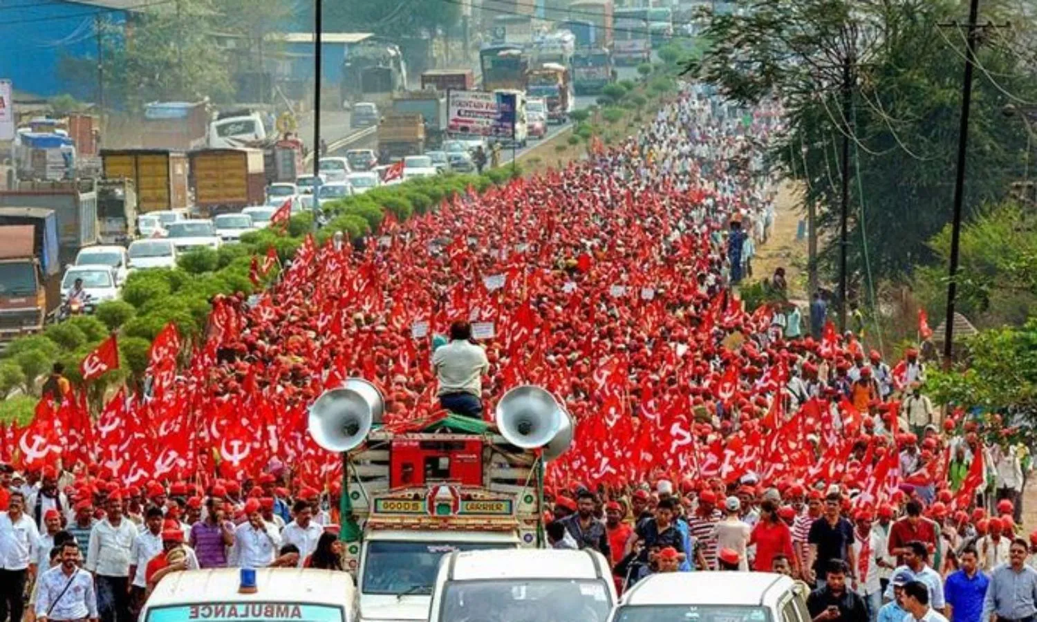 Distressed farmers On 10-day Protest