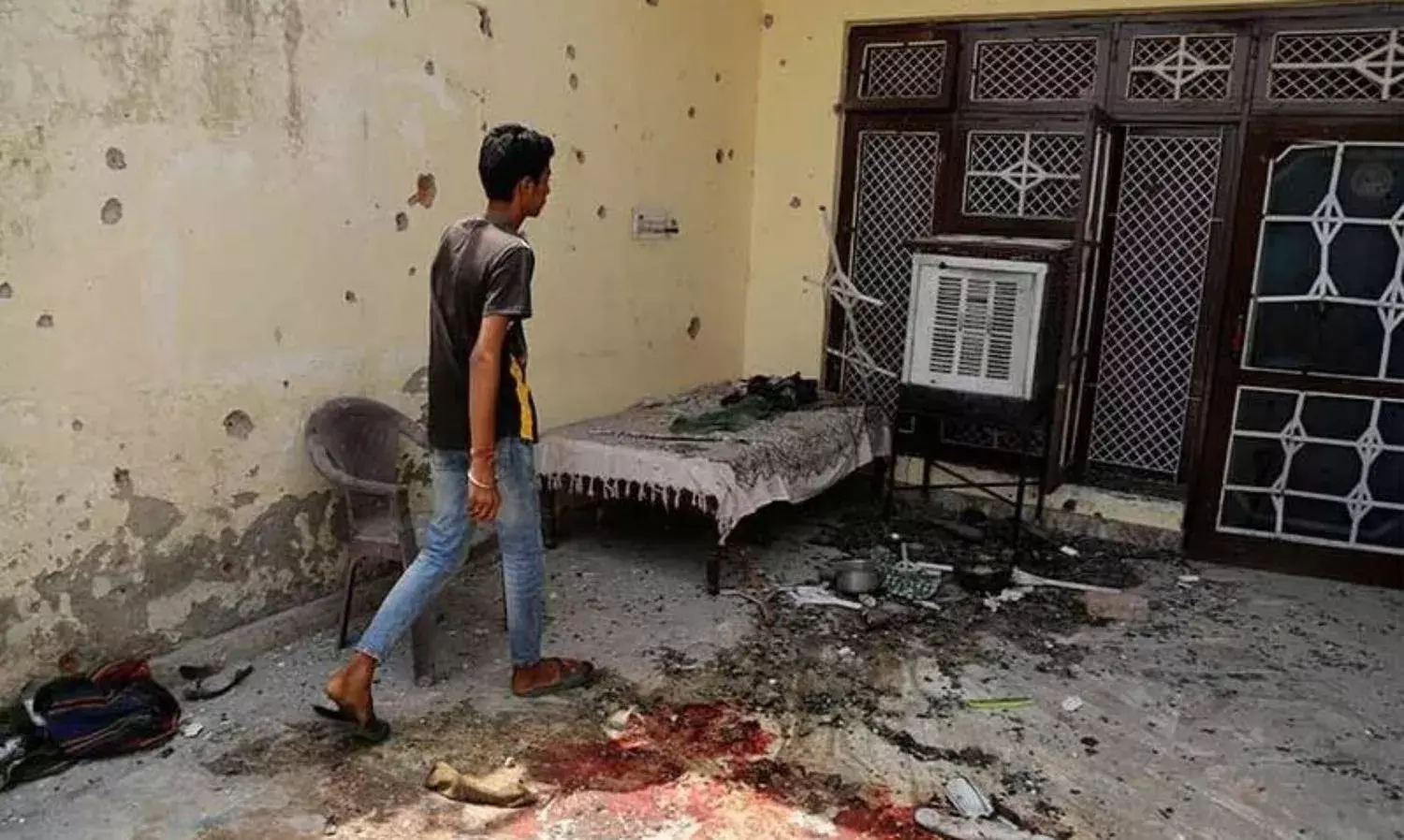 India-Pak Border On Fire: 5 Civilians Killed, 1000s Rush for Safety