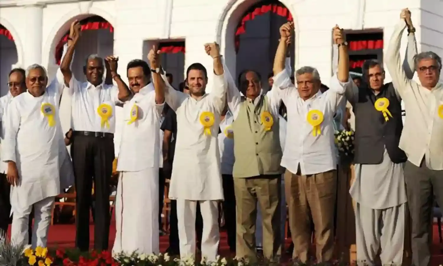 Can The Congress Manage A Gujarat-Style Coalition In Tamil Nadu? Can The Congress Manage A Gujarat-Style Coalition In Tamil Nadu?