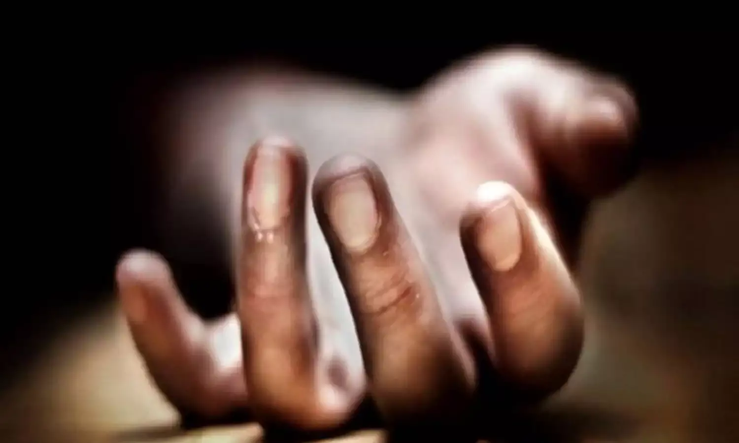 एक “तीसरे” धर्म से जुड़े अधिकारियों की नियुक्ति से दरकता लोकतंत्र