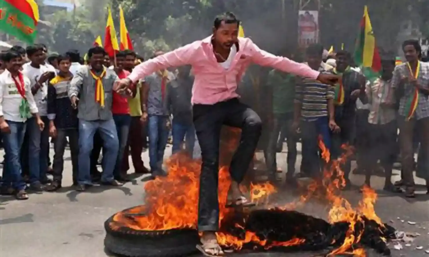 देश में जातीय युद्ध करवाने पर उतारू है भाजपा