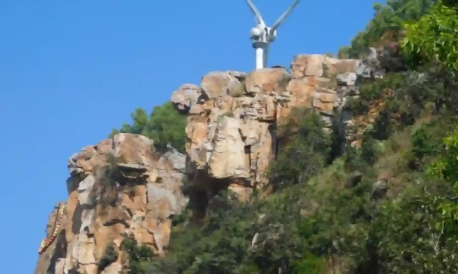 सौर ऊर्जा से जगमगाते शहर