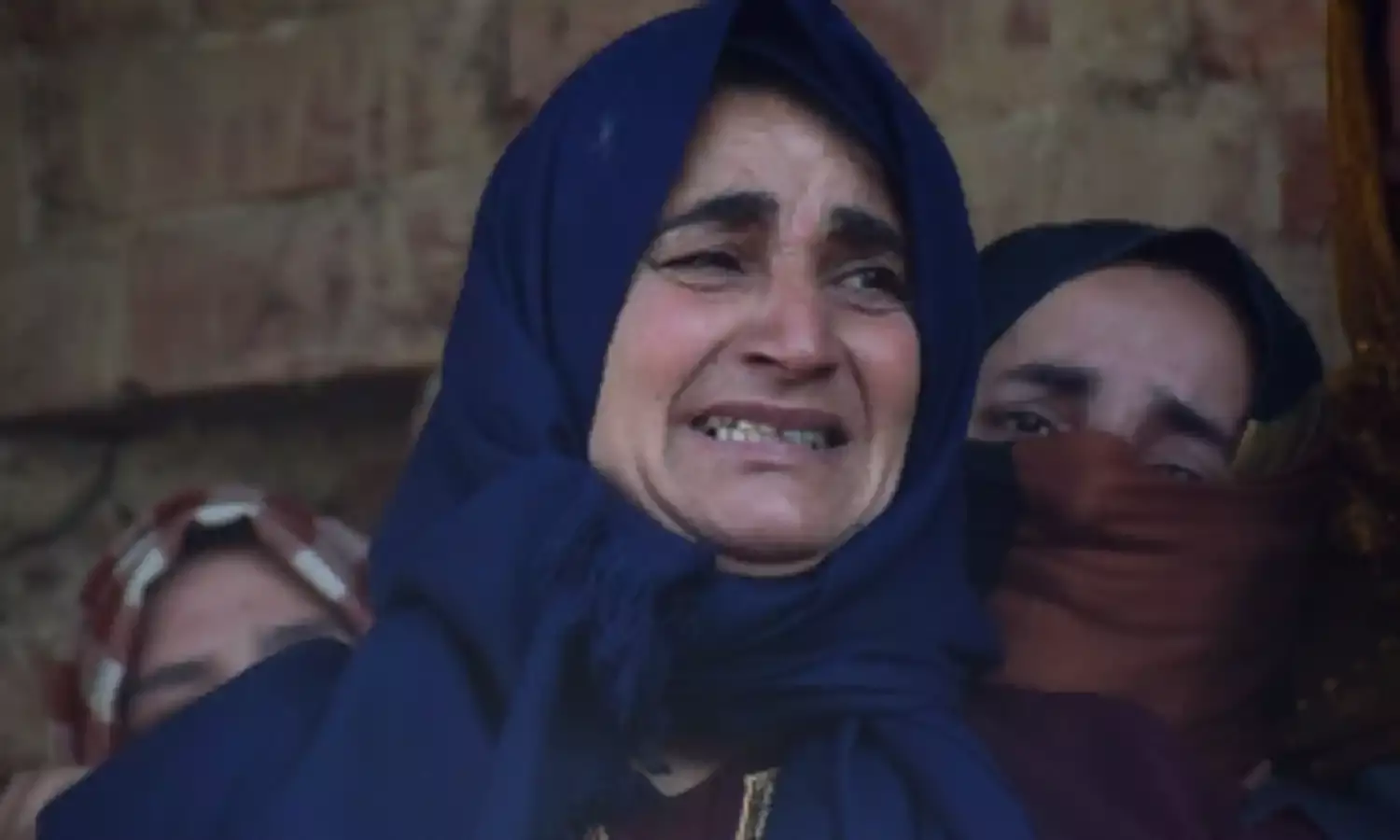 Fresh Wave of Protests And Violence Engulfs Kashmir After Shopian Shoot Out