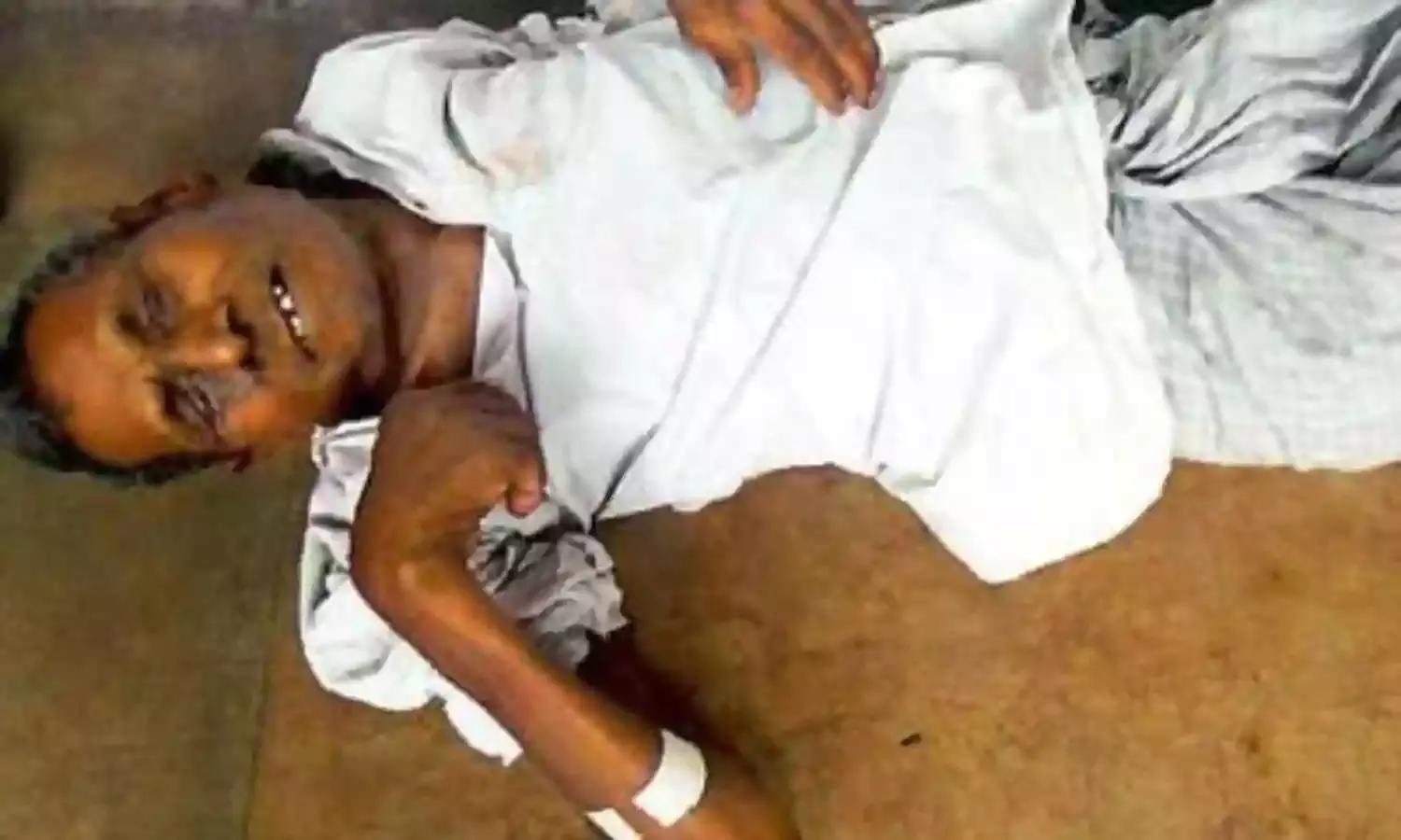 भगौतीप्रसाद चाय व चने बेचने लगे