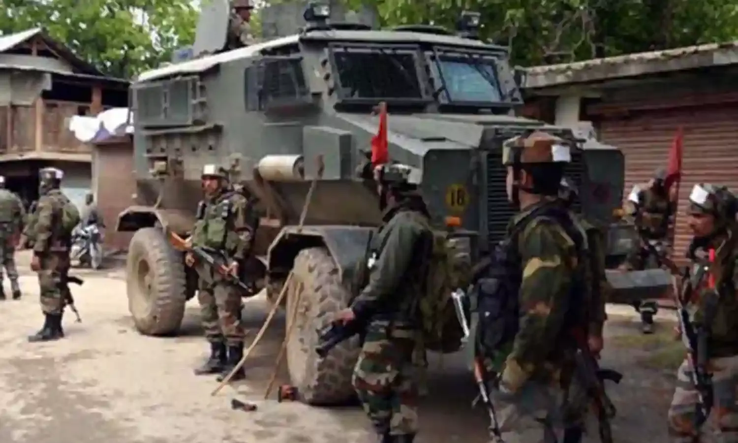 Army Took Route Against Police Advice Says CM, Hurriyat Demands UN Probe