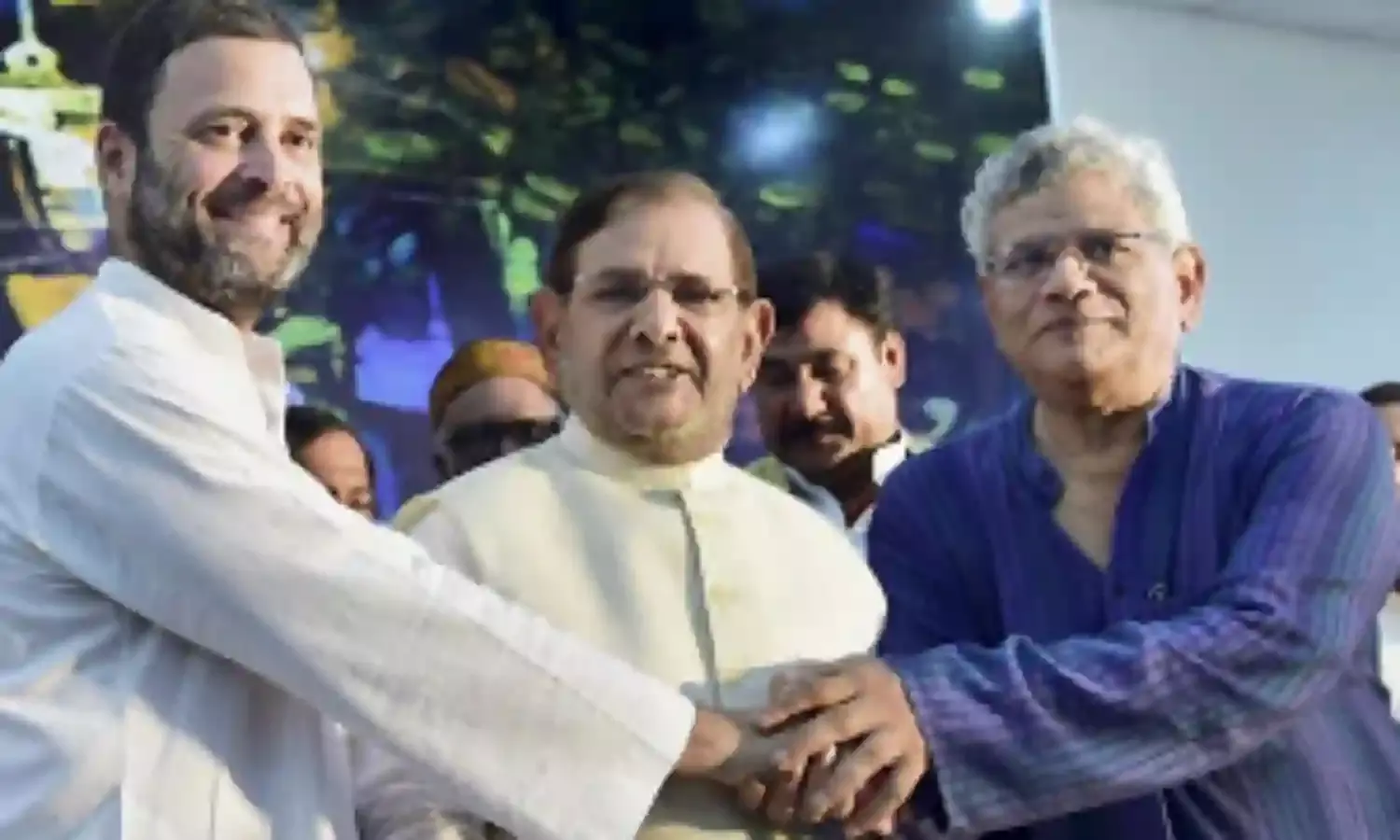 कांग्रेस अपनी नीतियां बदलेगी? कांग्रेस अपनी नीतियां बदलेगी?