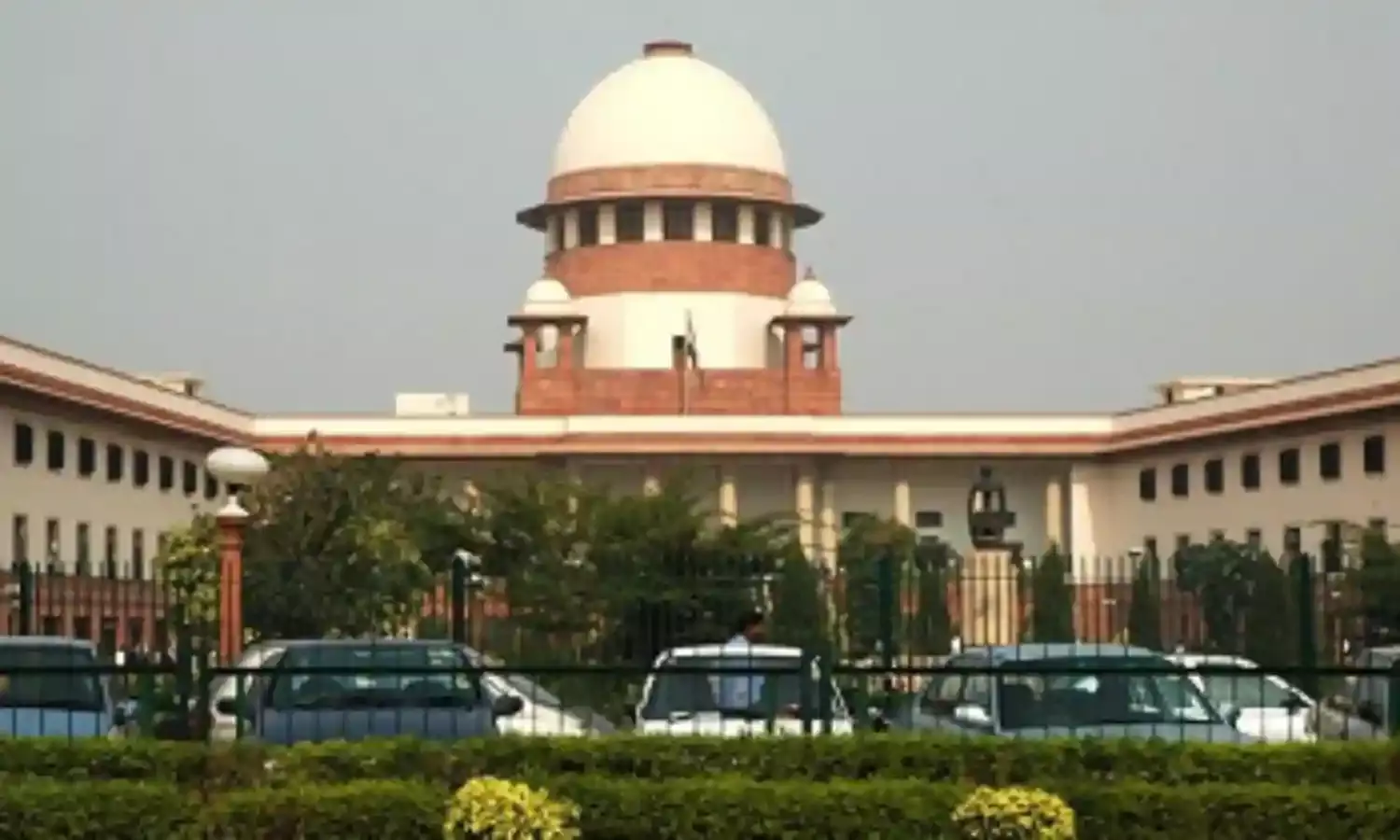 सरकार क्यों चाहती है “प्रतिबद्ध न्यायपालिका” सरकार क्यों चाहती है “प्रतिबद्ध न्यायपालिका”