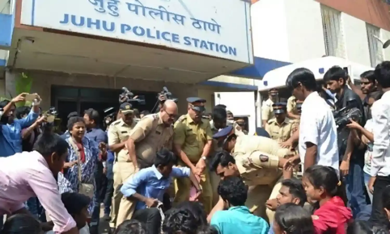 Maharashtra Government Trains Guns on Youth Leaders, FIRs and Detentions