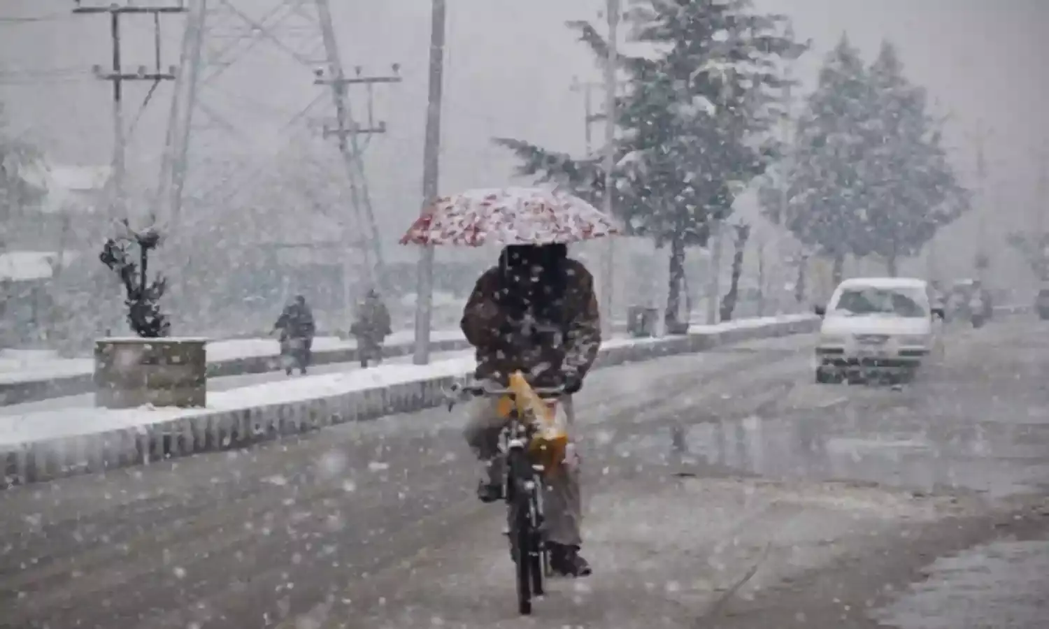 In Pictures: The First Snowfall of the Season