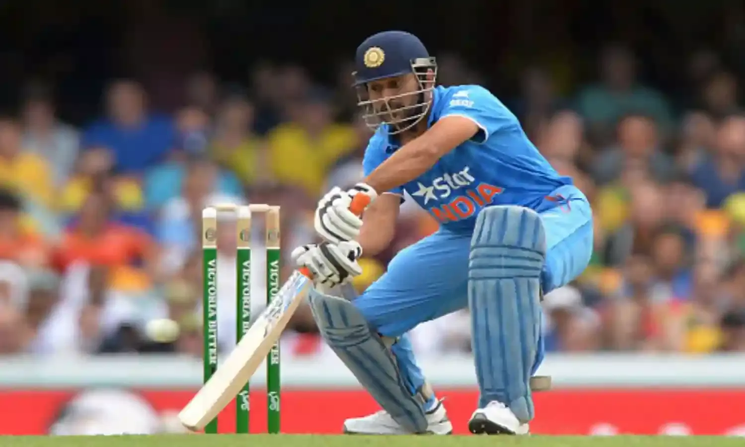 Indian Selectors Blind to Dhoni’s Potential As No.4 Batsman Indian Selectors Blind to Dhoni’s Potential As No.4 Batsman