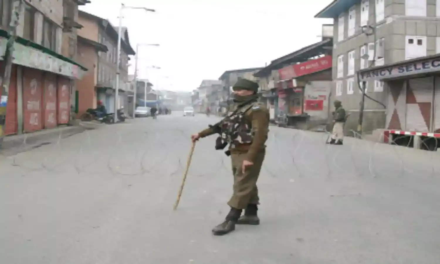 Fresh Clashes in Kashmir Fresh Clashes in Kashmir