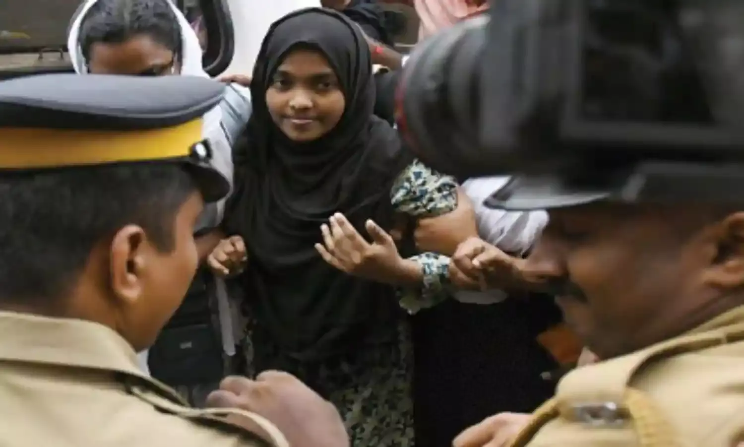 The Stories of Ishrat Jahan and Hadiya: Victims of Communal Politics The Stories of Ishrat Jahan and Hadiya: Victims of Communal Politics