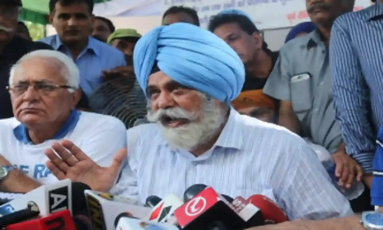 OROP: Dont Let the Media Ridicule Us Please! OROP: Dont Let the Media Ridicule Us Please!